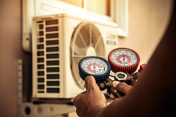 Professional Ac Installation technician working in Bassett, WI